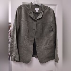 Women's light weight jacket, 100% polyester very gently used.